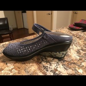 Jambu Womens Journey Encore Platform Pump - Blue